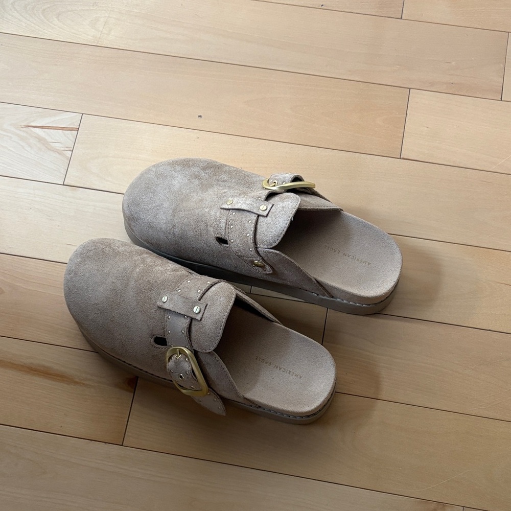 American Eagle Outfitters Tan Suede Loafers